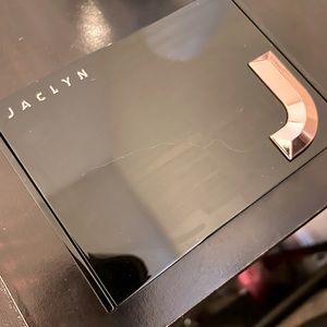 Jaclyn Cosmetics Blushing & Bronze Duo